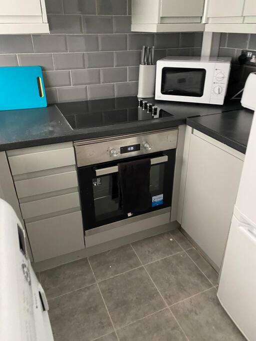 Villa Modern 2 Bed Sleep 5 Close To Anfield Stadium Liverpool Exterior foto
